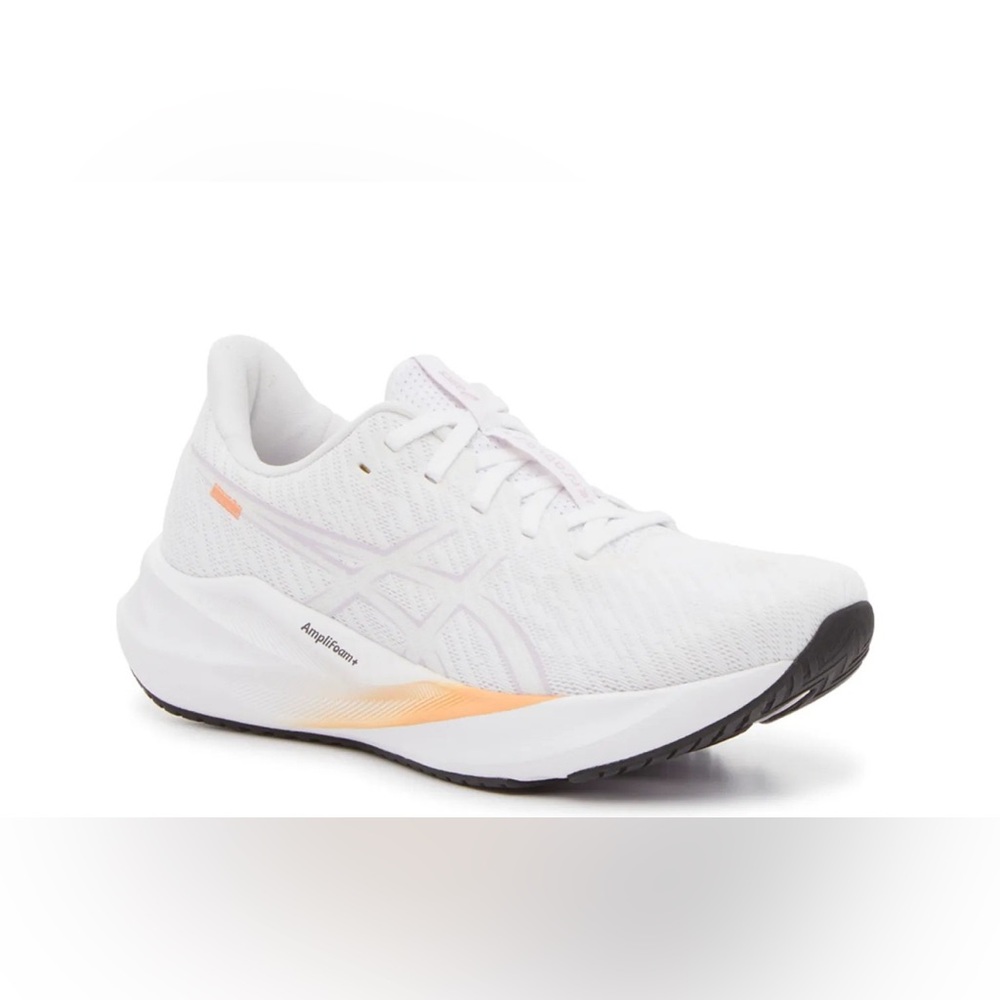 Brand New! Asics versablast 4 Running Shoe